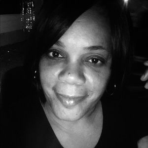 Meet your Posher, Cecelia